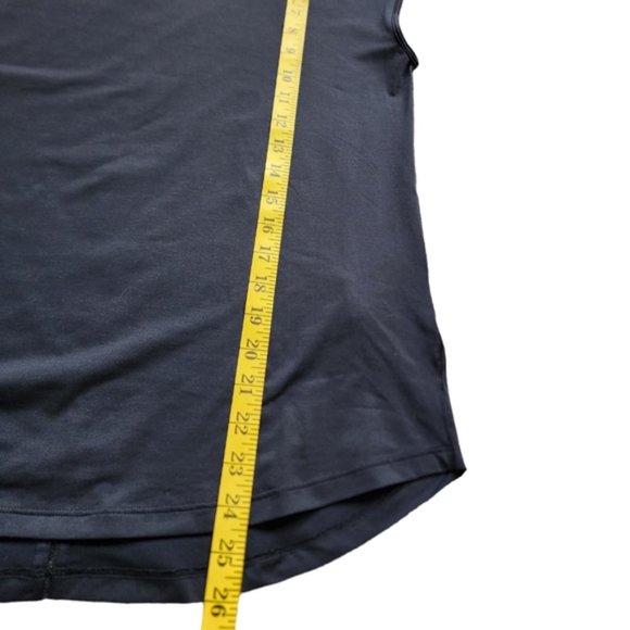 Peak Performance Epic Tee Shirt Black Back Seam Detail Lightweight - Picture 12 of 12